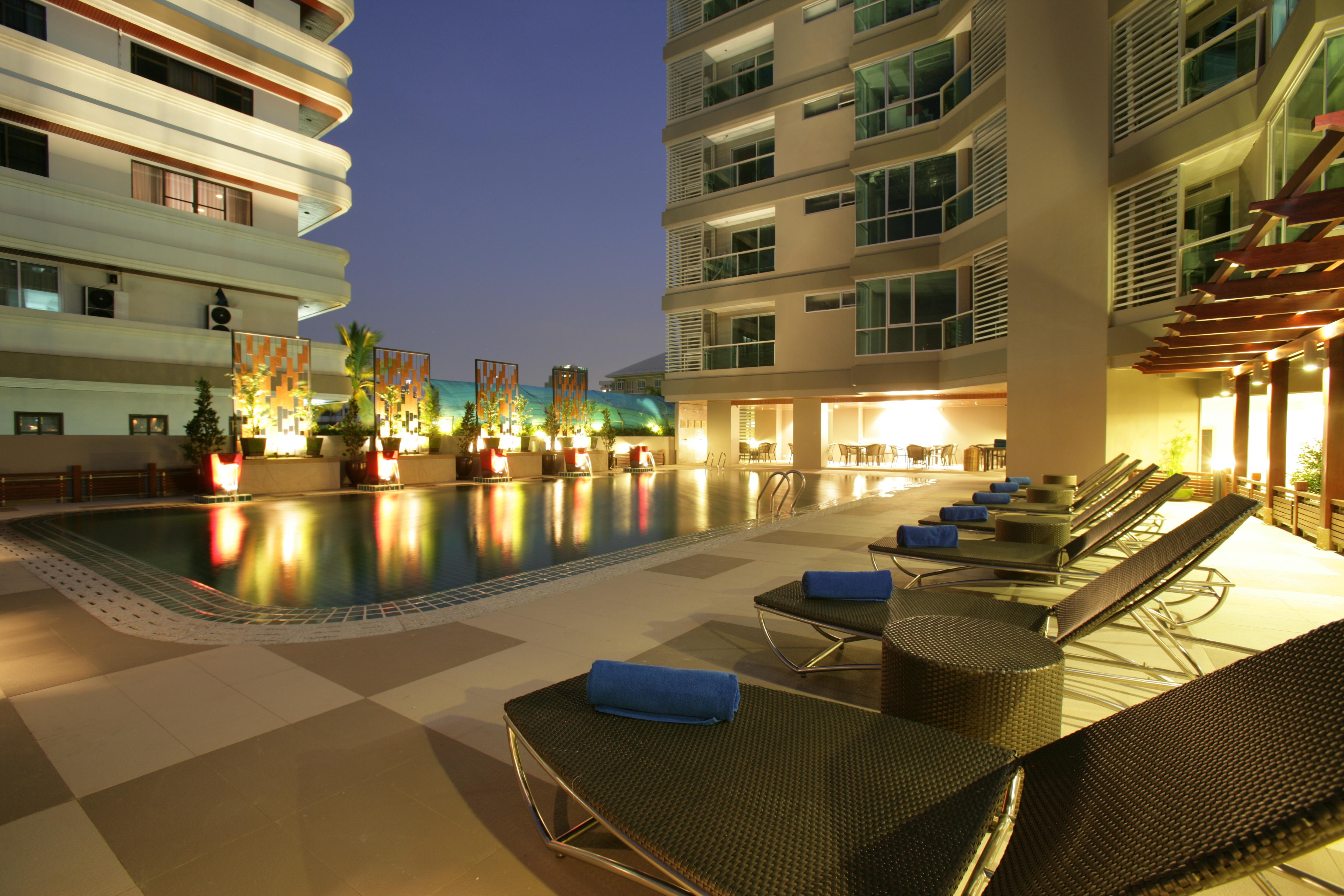 Adelphi Grande Sukhumvit होटल