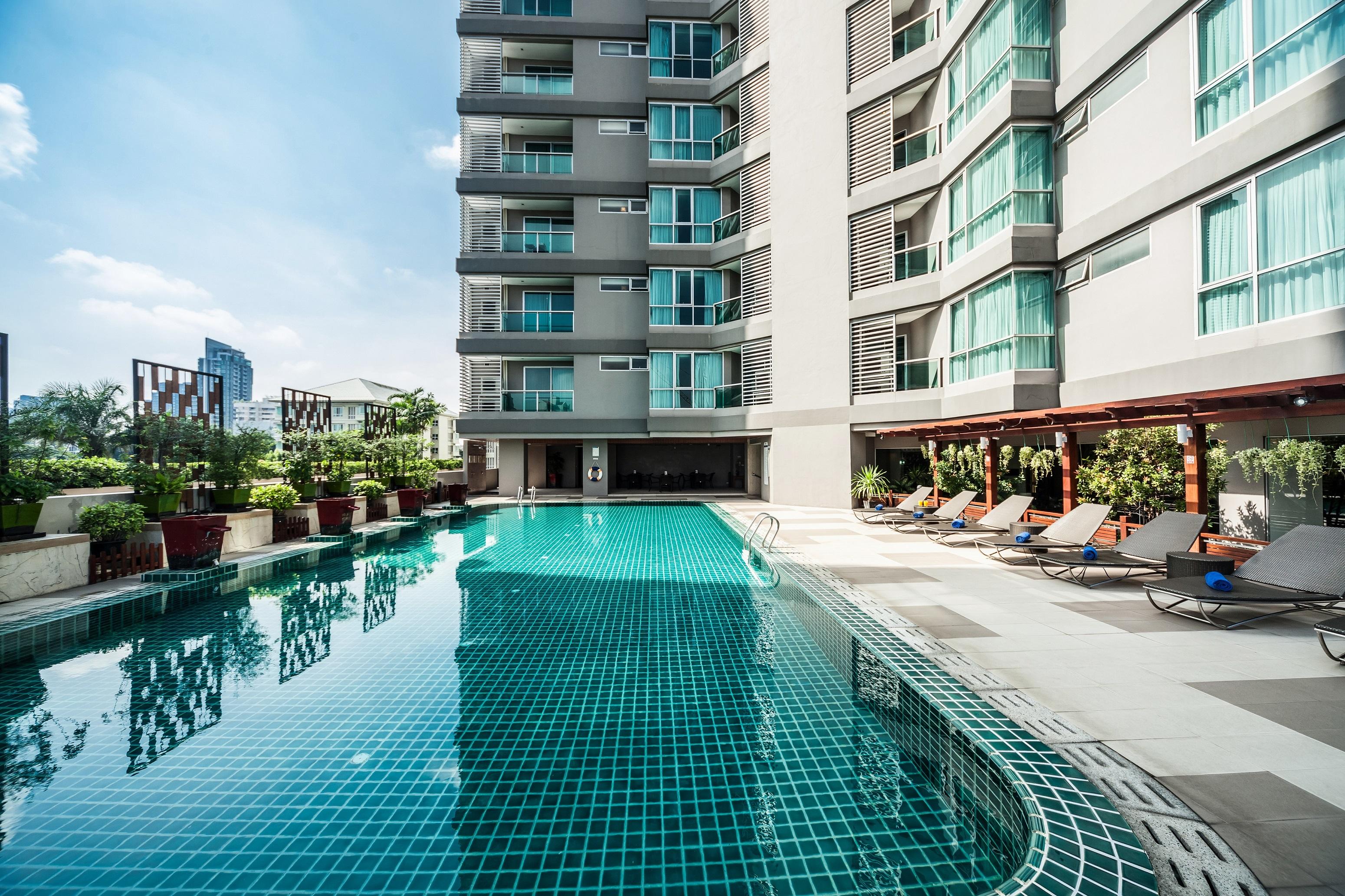 อเดลฟี แกรนด์ สุขุมวิท โรงแรม 4*