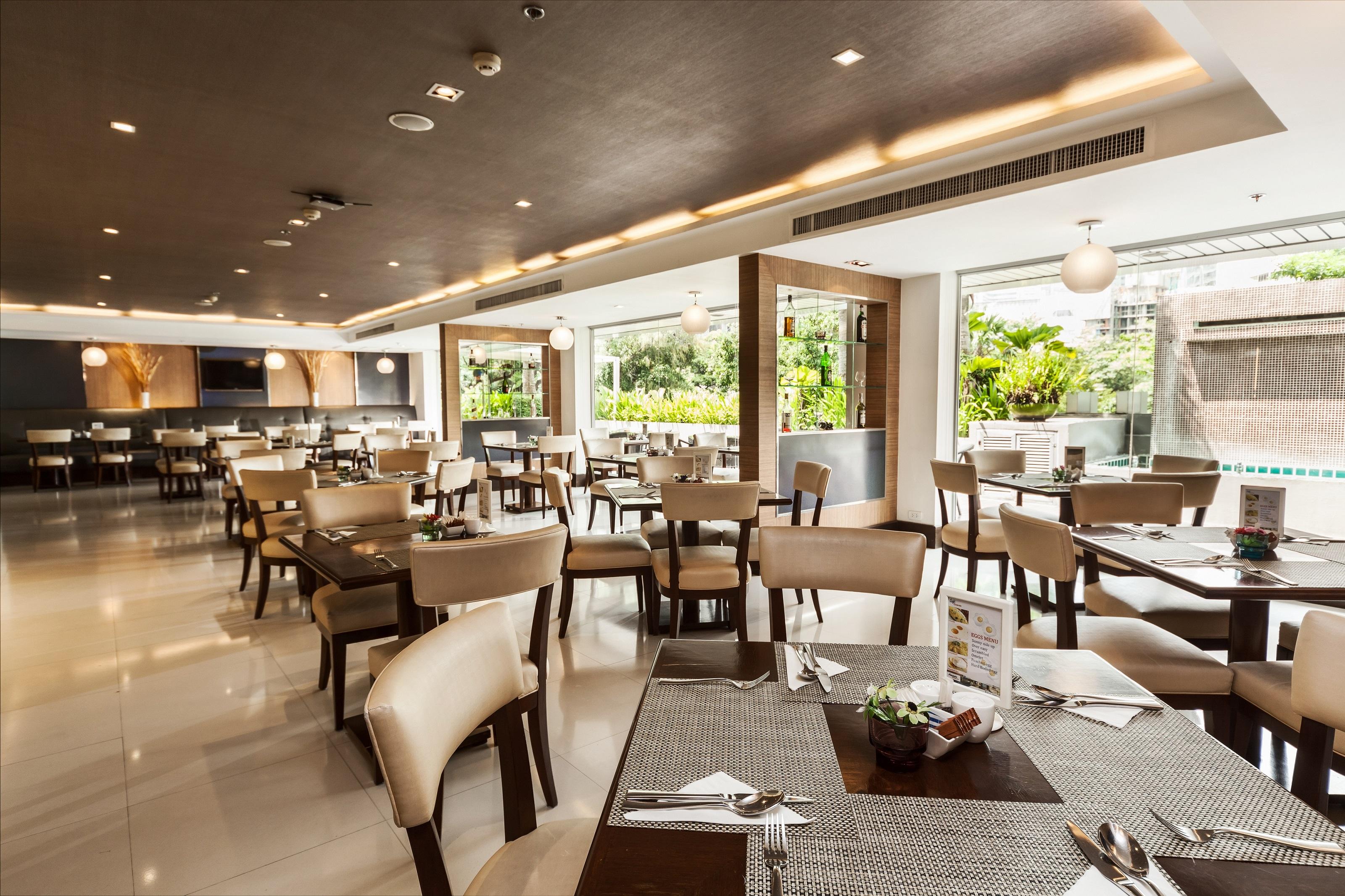 Adelphi Grande Sukhumvit होटल 4*